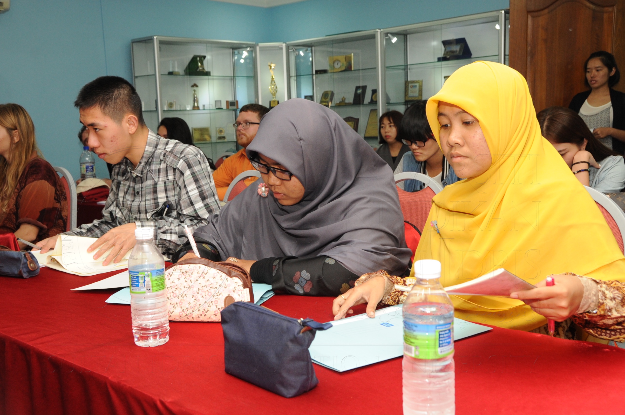 PRO16 17 antarabangsa HAS 0153